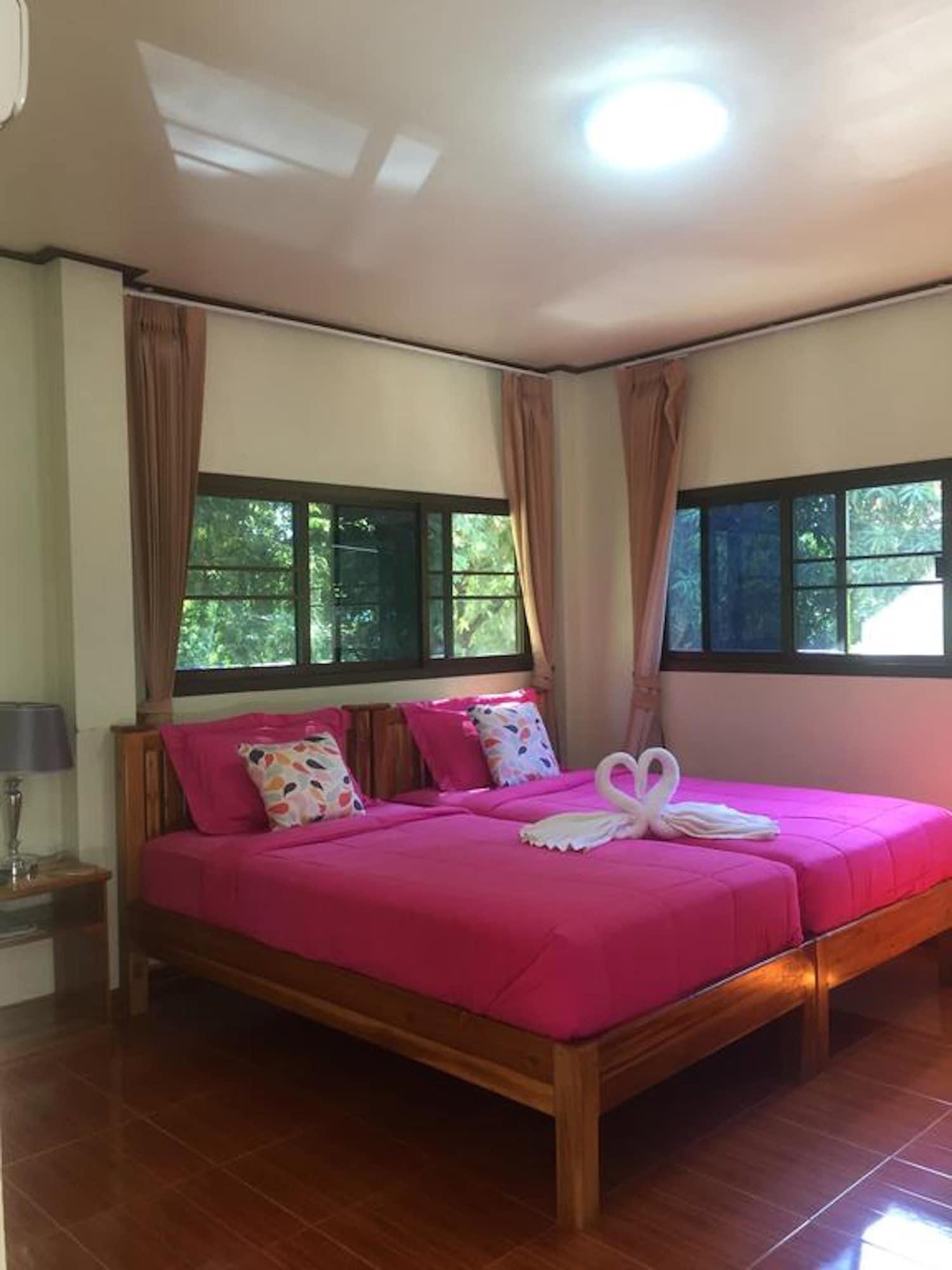 Yayee Homestay Ban Huai Maenam Noi Eksteriør bilde