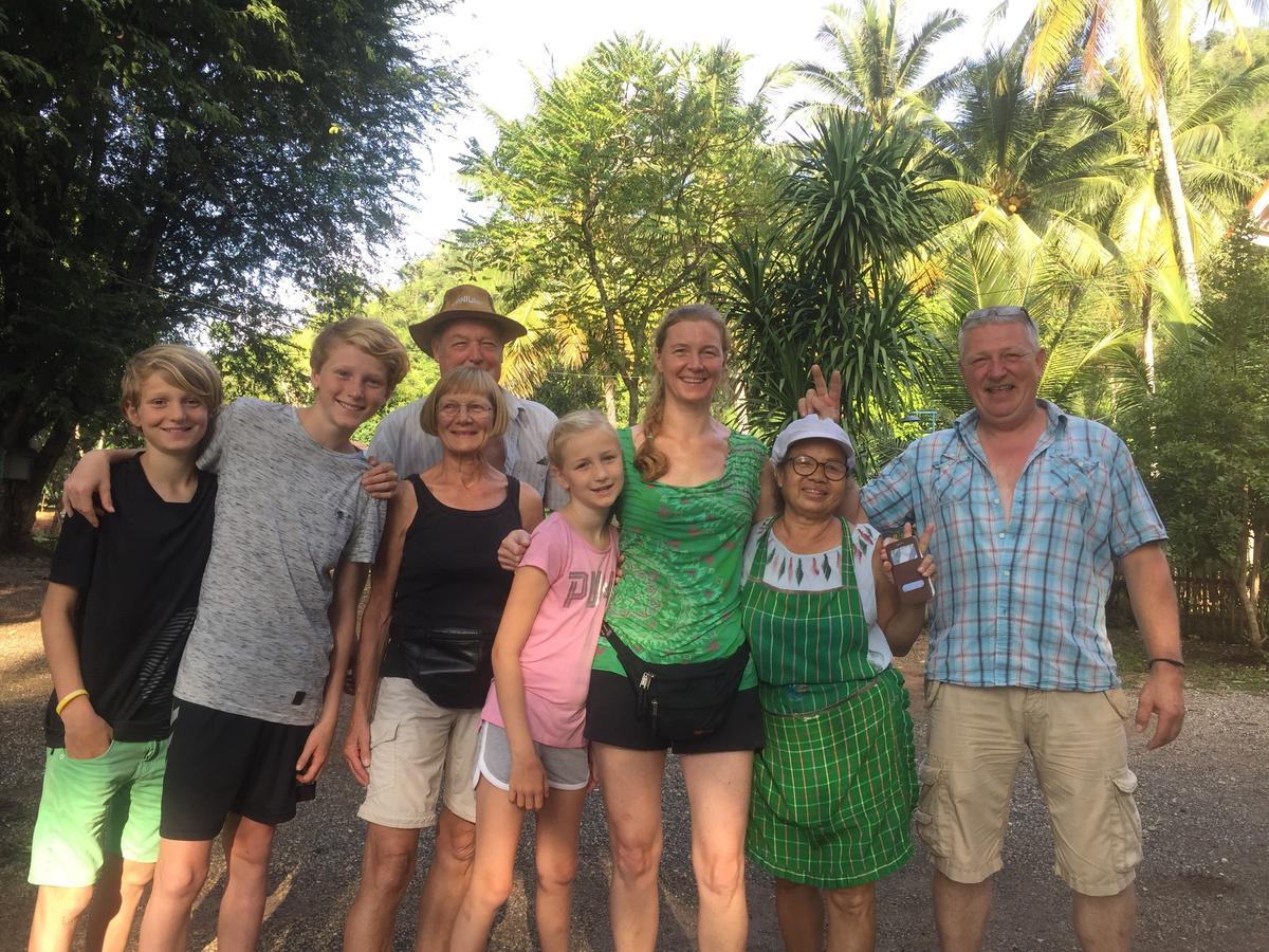 Yayee Homestay Ban Huai Maenam Noi Eksteriør bilde