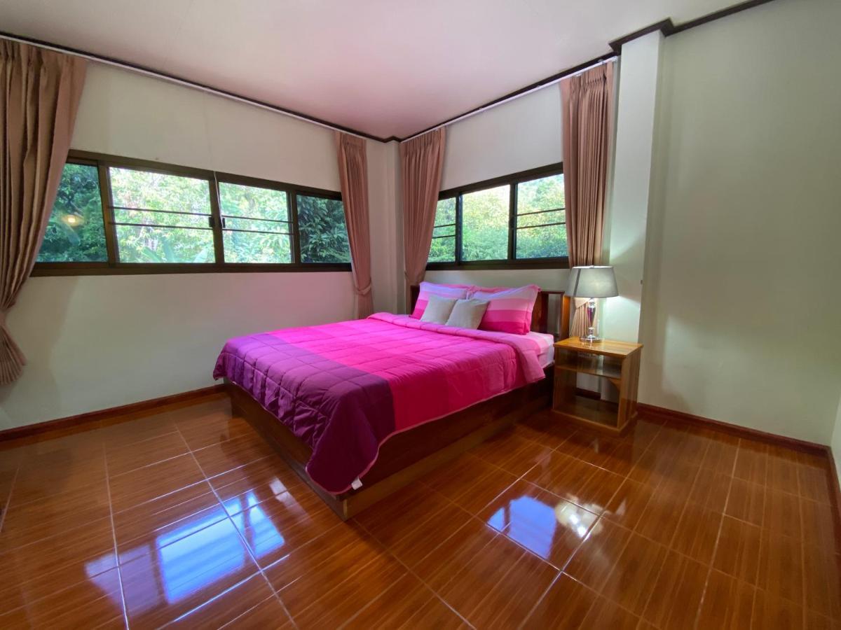 Yayee Homestay Ban Huai Maenam Noi Eksteriør bilde