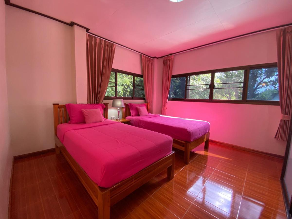 Yayee Homestay Ban Huai Maenam Noi Eksteriør bilde